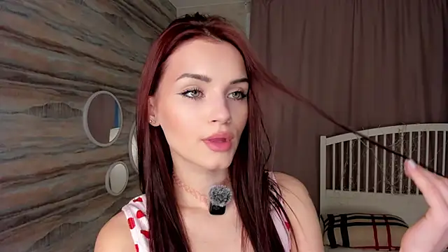 Snapshot of TeriRipka chatting on 06/15/26, 07:08 TeriRipka online show from 06/15/26, 07:08