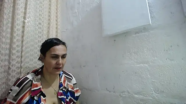 gabbyparker  online show from 12/03/25, 10:09