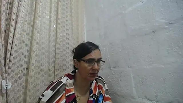 gabbyparker  online show from 04/04/26, 09:49