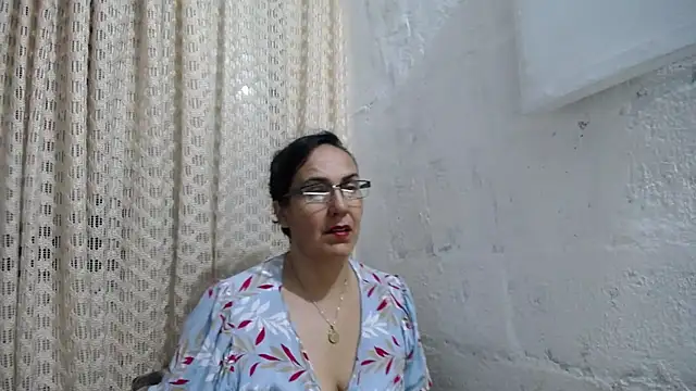 gabbyparker  online show from 11/05/25, 07:11