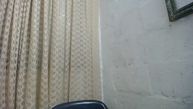 gabbyparker  online show from 05/15/26, 09:40