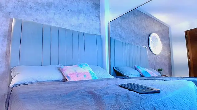 karla-ruiz online show from 11/03/25, 07:06