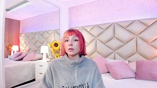 Snapshot of dafnne_hall chatting on 12/04/25, 04:22 dafnne hall online show from 12/04/25, 04:22