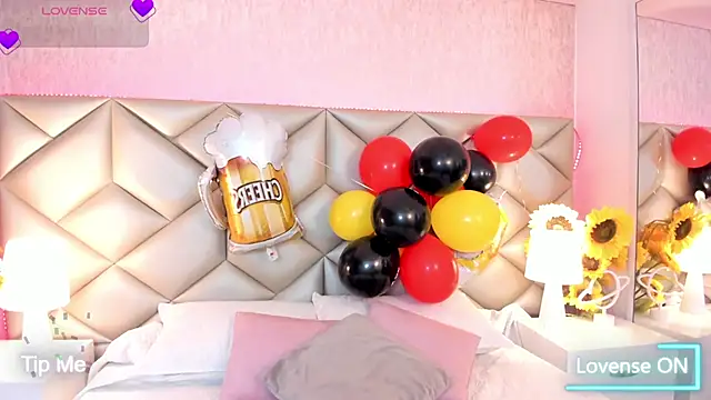 Snapshot of dafnne_hall chatting on 10/03/25, 06:37 dafnne hall online show from 10/03/25, 06:37