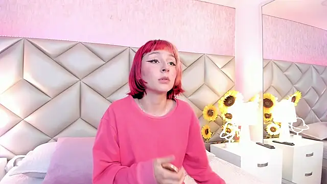 Snapshot of dafnne_hall chatting on 12/02/25, 04:25 dafnne hall online show from 12/02/25, 04:25