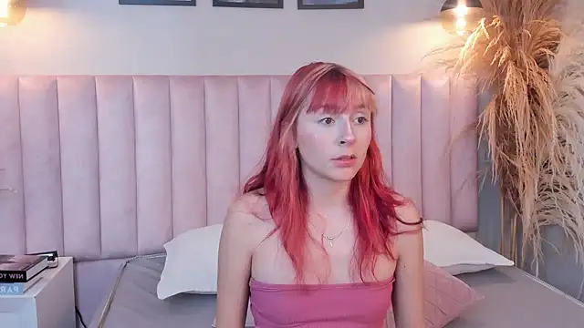 Snapshot of dafnne_hall chatting on 10/11/25, 08:21 dafnne hall online show from 10/11/25, 08:21