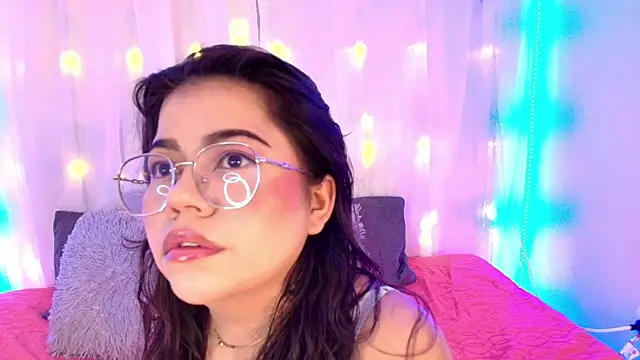 LilyRousee online show from 12/22/25, 11:49