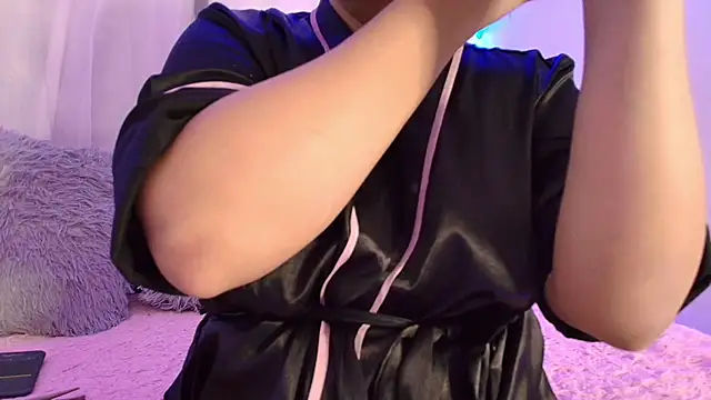 LilyRousee online show from 05/12/26, 02:52