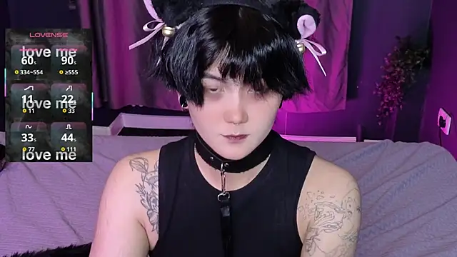 GothXRaven online show from 10/22/25, 04:06