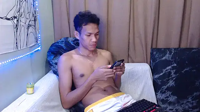 fantasy davidxx online show from 11/11/25, 03:07