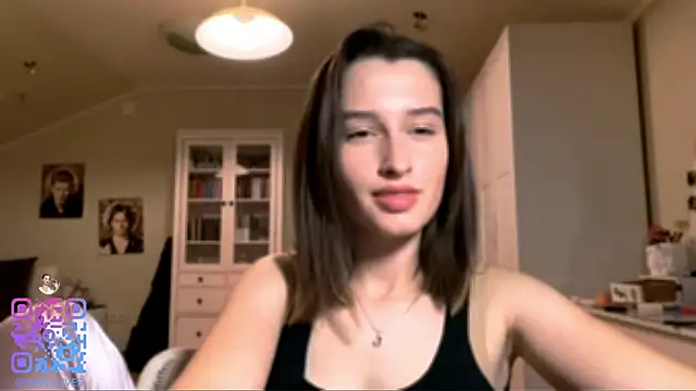 DarlineBrustera online show from 11/11/25, 02:23