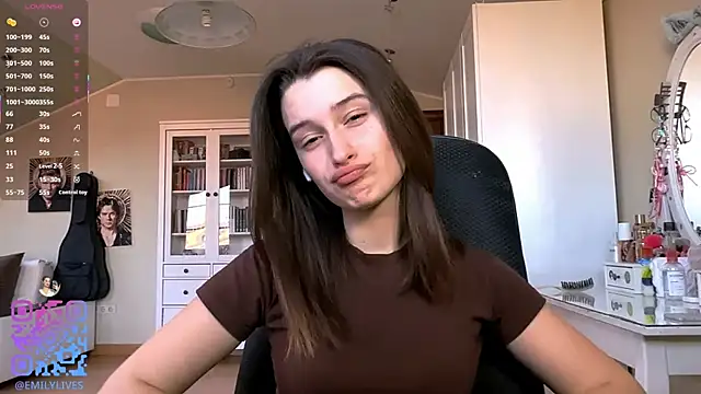 DarlineBrustera online show from 04/17/26, 02:20