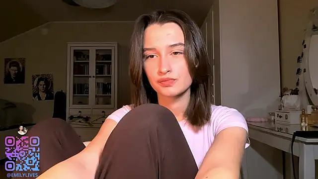 DarlineBrustera online show from 11/22/25, 02:16