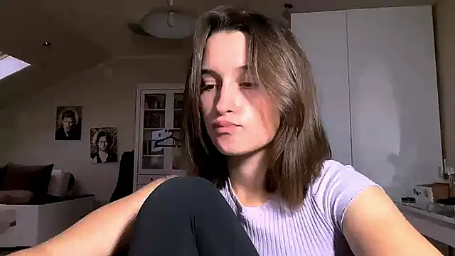 DarlineBrustera online show from 10/10/25, 02:29