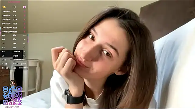Snapshot of DarlineBrustera chatting on 06/15/26, 02:39 DarlineBrustera online show from 06/15/26, 02:39