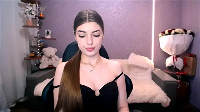 Dianaa Lee0 online show from 02/16/26, 03:54