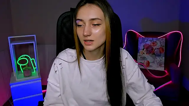 olivianorton online show from 11/04/25, 02:43