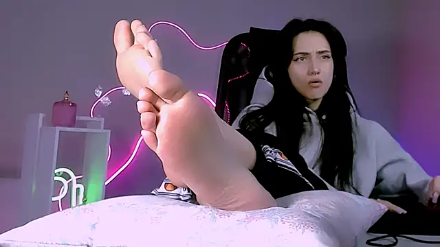 olivianorton online show from 03/01/26, 01:44