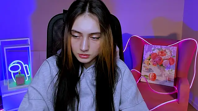 olivianorton online show from 11/12/25, 03:49