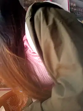 hotshreya69 online show from 11/16/25, 08:30