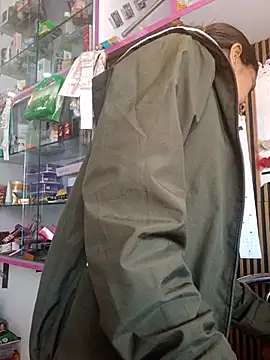 hotshreya69 online show from 12/05/25, 06:56