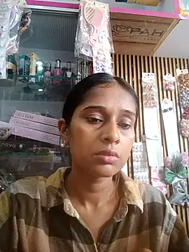 hotshreya69 online show from 10/11/25, 09:54