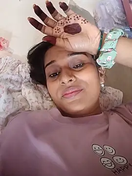 hotshreya69 online show from 10/08/25, 08:27