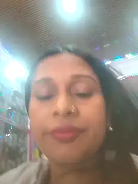 hotshreya69 online show from 11/17/25, 08:51