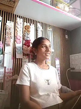 hotshreya69 online show from 09/21/25, 07:24