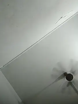 hotshreya69 online show from 09/13/25, 03:28