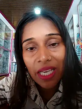 hotshreya69 online show from 09/18/25, 08:28