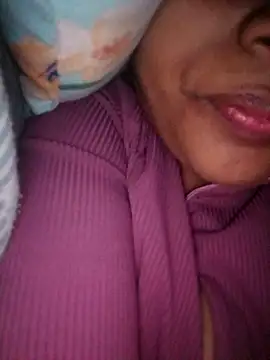 hotshreya69 online show from 12/03/25, 05:56