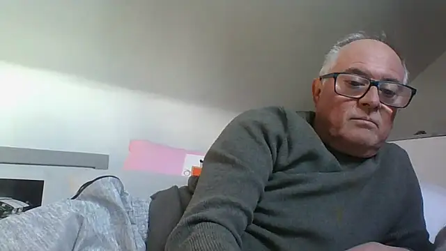 naughtygrandad1 online show from 04/12/26, 03:26