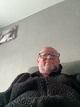 Snapshot of naughtygrandad1 chatting on 06/07/26, 06:40 naughtygrandad1 online show from 06/07/26, 06:40