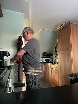 naughtygrandad1 online show from 04/05/26, 07:04