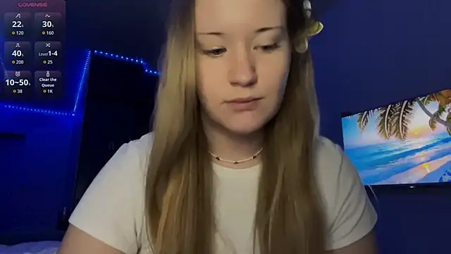 PandaFluff online show from 03/28/26, 05:14