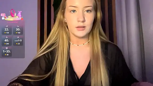 PandaFluff online show from 11/23/25, 04:39