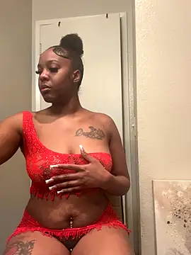 ObsessedWLyla online show from 10/13/25, 10:17