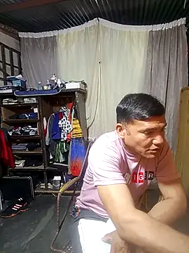 Snapshot of Franklin111230 chatting on 02/06/26, 01:56 Franklin111230 online show from 02/06/26, 01:56