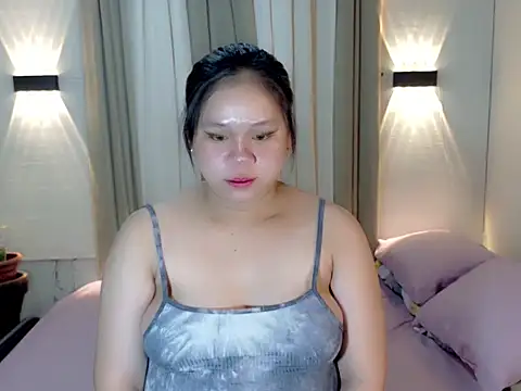 avery in paradisexx online show from 11/05/25, 02:42