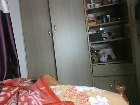 its me Rashmi online show from 11/25/25, 05:57