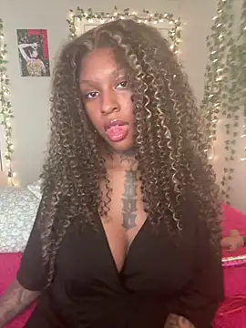 MistiSavannah online show from 02/16/26, 02:05