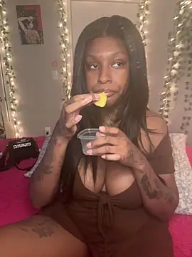 MistiSavannah online show from 02/01/26, 12:47