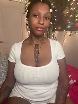 MistiSavannah online show from 03/19/26, 12:43