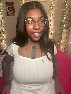 MistiSavannah online show from 02/21/26, 12:07