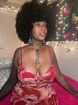 Snapshot of MistiSavannah chatting on 06/18/26, 02:10 MistiSavannah online show from 06/18/26, 02:10