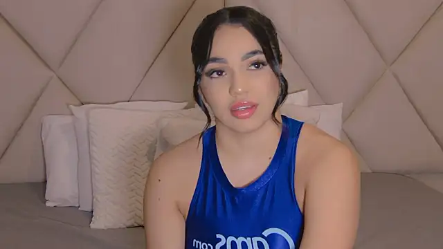 CharlotteeBrownn online show from 03/19/26, 06:02