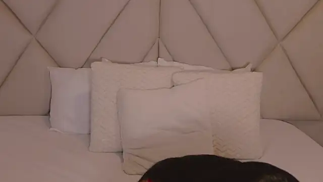 CharlotteeBrownn online show from 05/10/26, 06:39