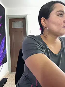 Rouse69  online show from 11/12/25, 01:10