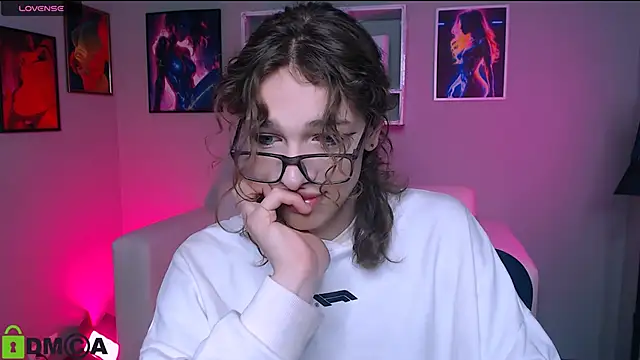 Snapshot of kevi_sunn chatting on 10/01/25, 09:36 kevi sunn online show from 10/01/25, 09:36